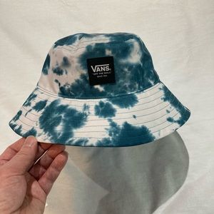 Women’s Vans Bucket Hat! One size, NWT!
